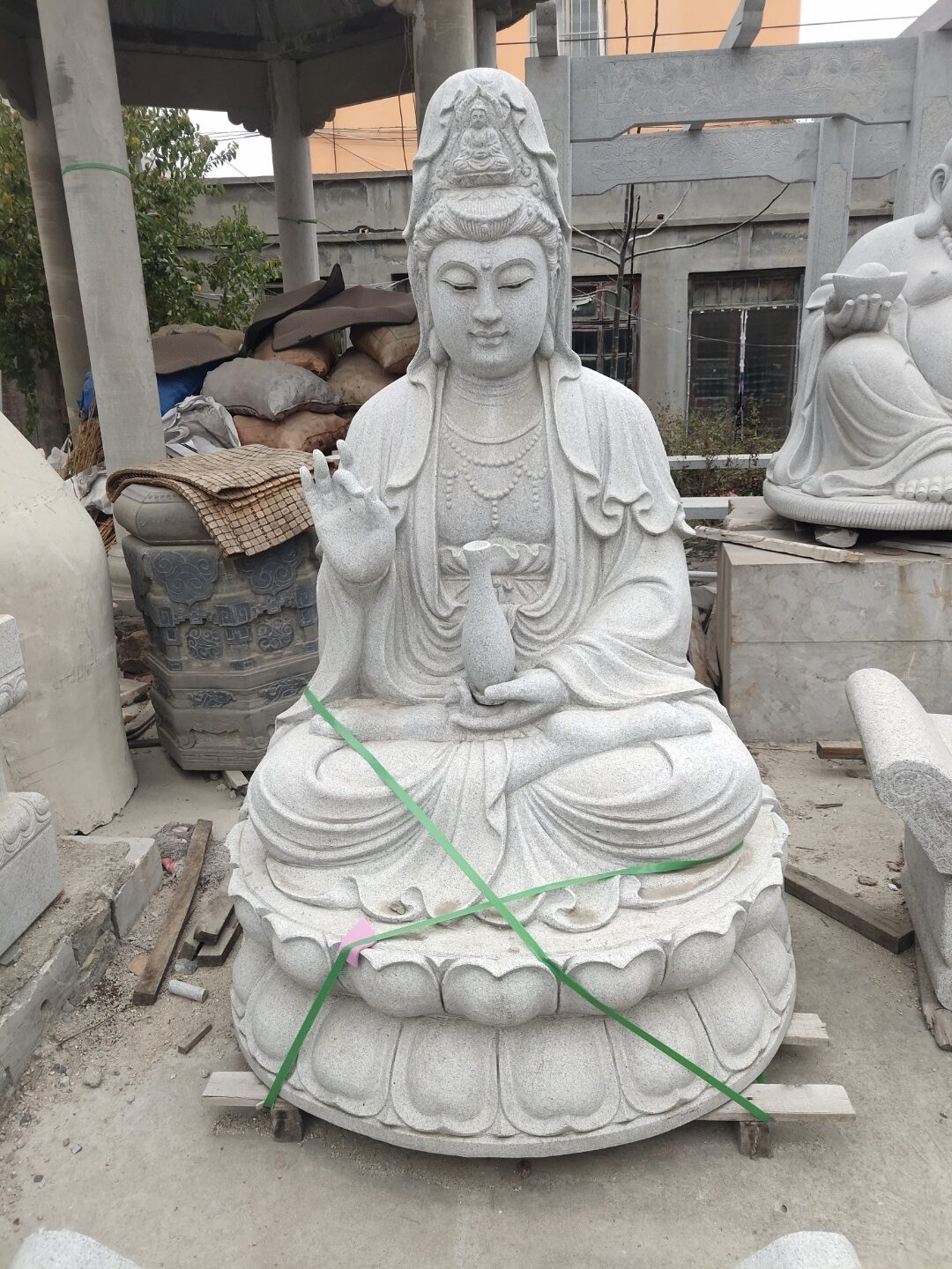 觀音坐像